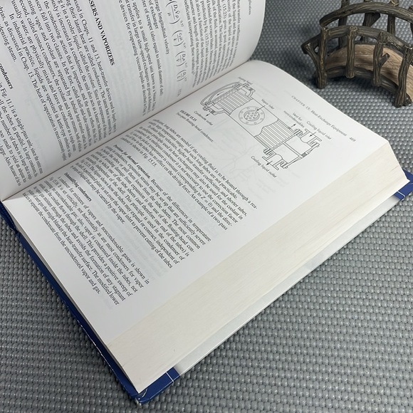 Unit Operations of Chemical Engineering (7th edition) - Picture 7 of 9